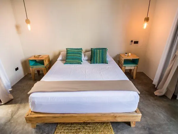 Hotel Tropicalito Tulum Playa del Carmen