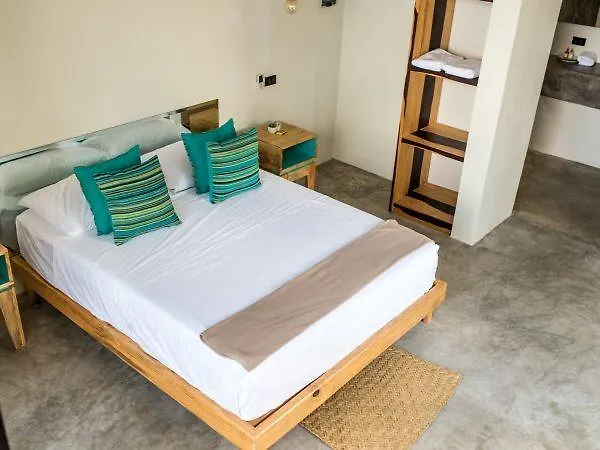 Hotel Tropicalito Tulum Playa del Carmen